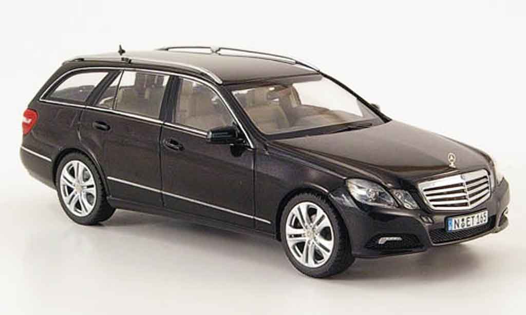 Mercedes Classe E 1/43 Schuco T Modell (S212) Avantgarde nero 2009 modellino in miniatura