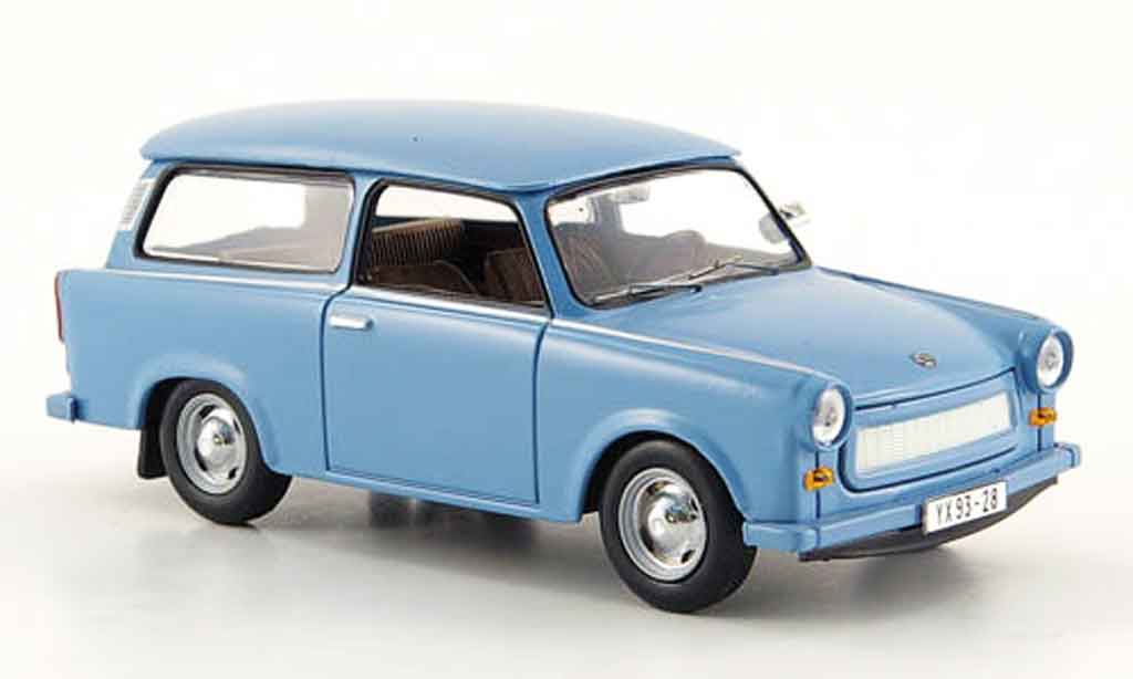 Trabant 601 1/43 IST Models Universal blu 1965 modellino in miniatura