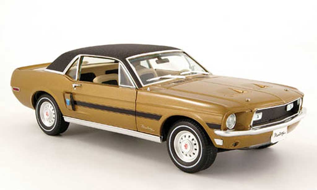 Ford Mustang 1968 1/18 Greenlight 1968 gt or/nero high country special modellino in miniatura