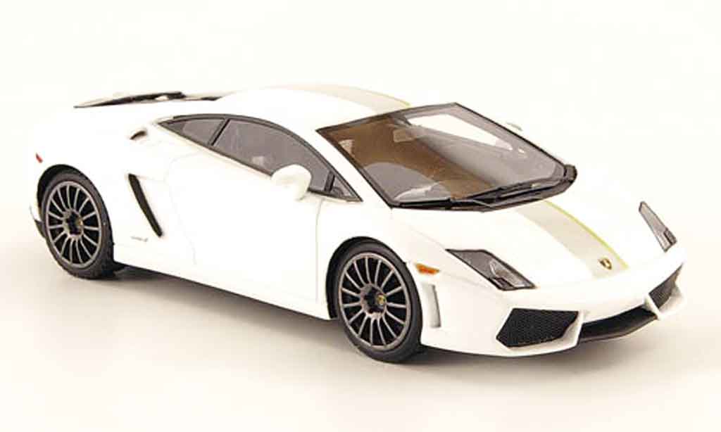 Lamborghini Gallardo LP550-2 1/43 Look Smart LP550-2 valentino balboni bianco grigio modellino in miniatura