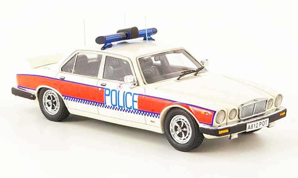 Jaguar XJ Series III 1/43 Neo Series III hampshire constabulary police modellino in miniatura