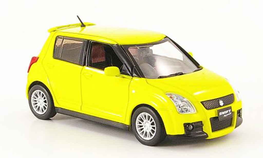 Suzuki Swift 1/43 J Collection Sport giallo Funfturer Rechtslenker 2005 modellino in miniatura