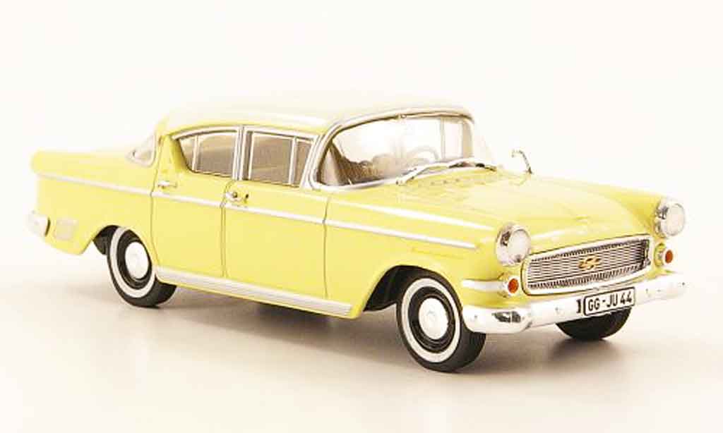 Opel Kapitan 1/43 Starline p 2.5 giallo bianco 1958 modellino in miniatura