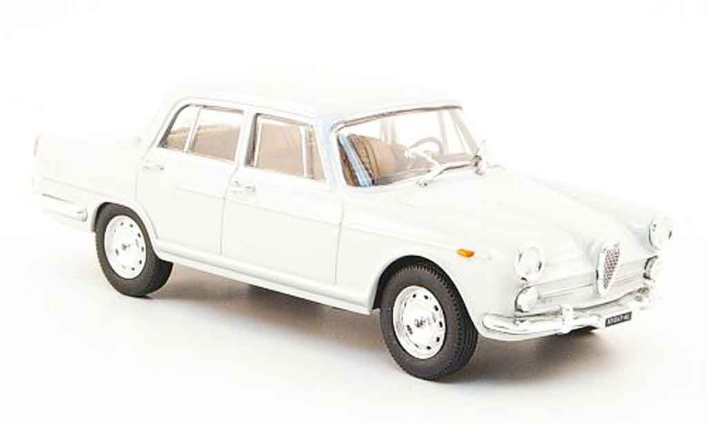 Alfa Romeo 2000 1957 1/43 Starline 1957 berline grigio 1957 modellino in miniatura