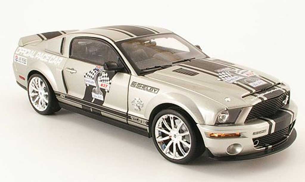Shelby GT 500 1/18 Shelby Collectibles super snake 427 pace car las vegas 2009 modellino in miniatura