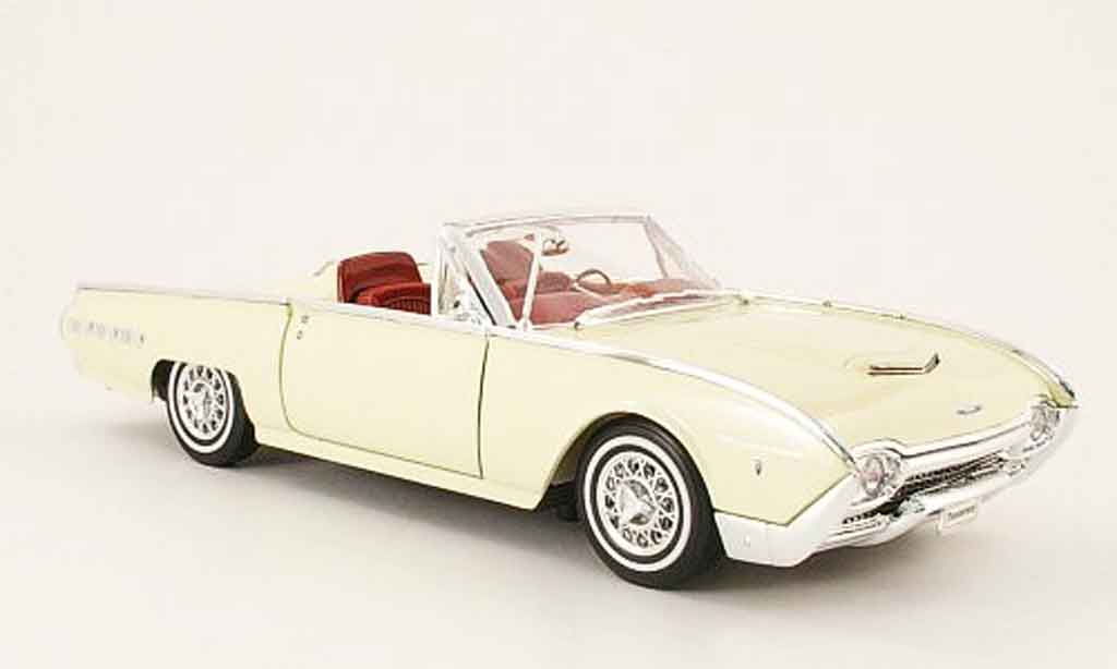 Ford Thunderbird 1962 1/18 Welly 1962 spots roadster cremebianco offen modellino in miniatura