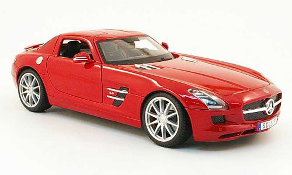 Mercedes SLS 1/18 Maisto coupe amg (c197) rosso 2010 modellino in miniatura