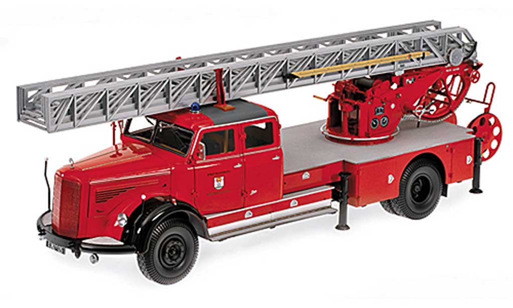 Mercedes L 6600 1/18 Minichamps DL30 Feuerwehr Wolfsburg 1950 modellino in miniatura