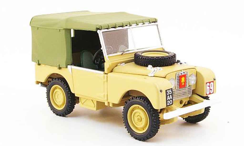 Land Rover 80 1/43 Vanguards Suffolk Regiment beige modellino in miniatura