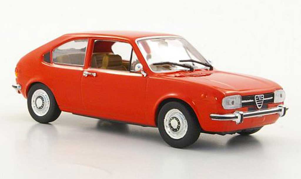 Alfa Romeo Alfasud 1/43 Minichamps rosso orange 1974 modellino in miniatura