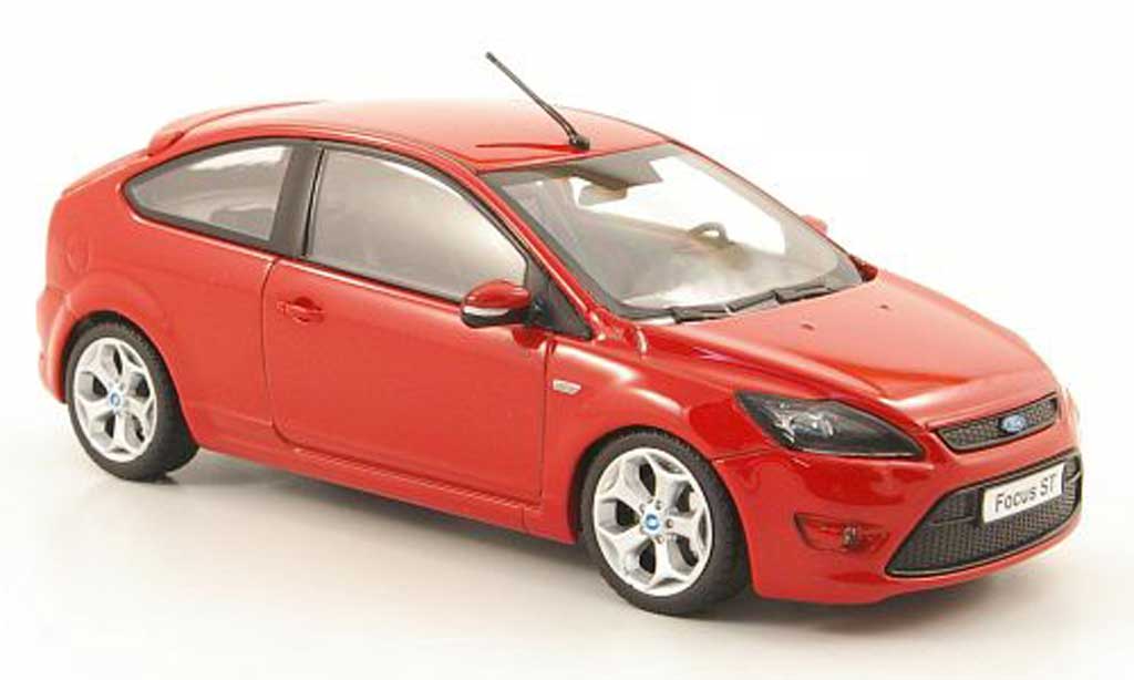 Ford Focus ST 1/43 Minichamps ST rosso 2008 modellino in miniatura