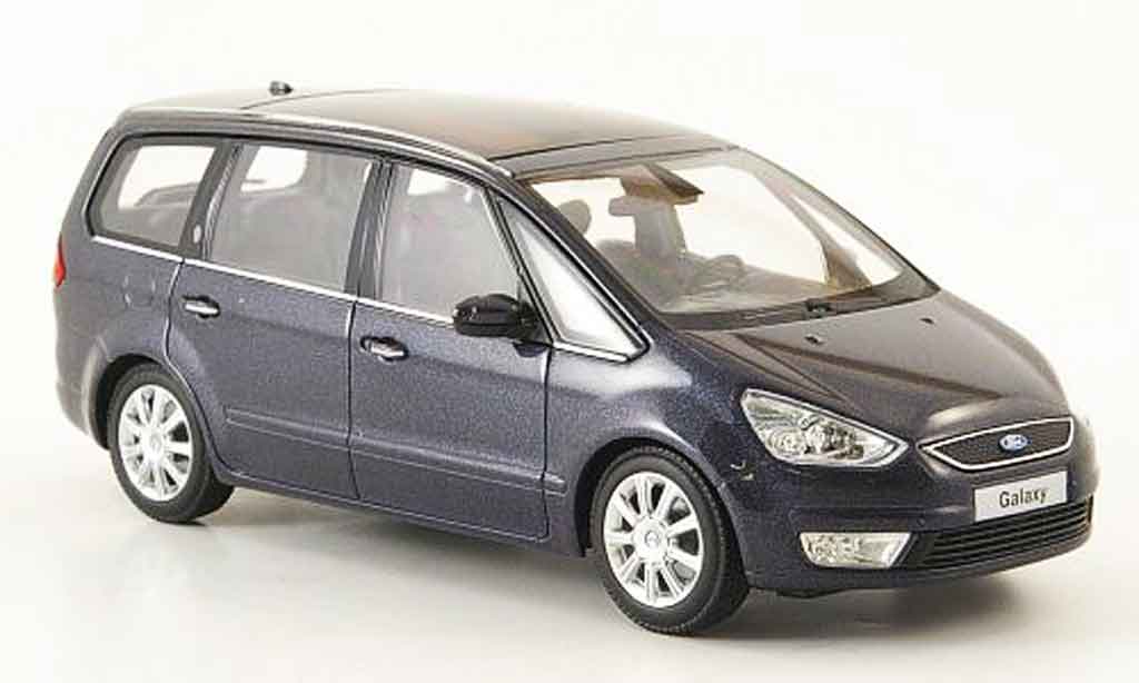 Ford Galaxy 1/43 Minichamps grigio 2006 modellino in miniatura