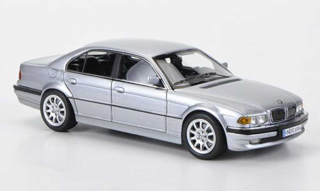 Bmw 740 E38 1/43 Neo E38 i grigio 2000 modellino in miniatura