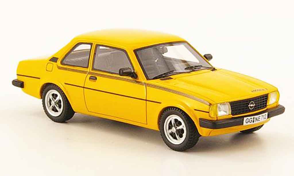 Opel Ascona B 1/43 Neo B 2.0 j giallo 1980 modellino in miniatura