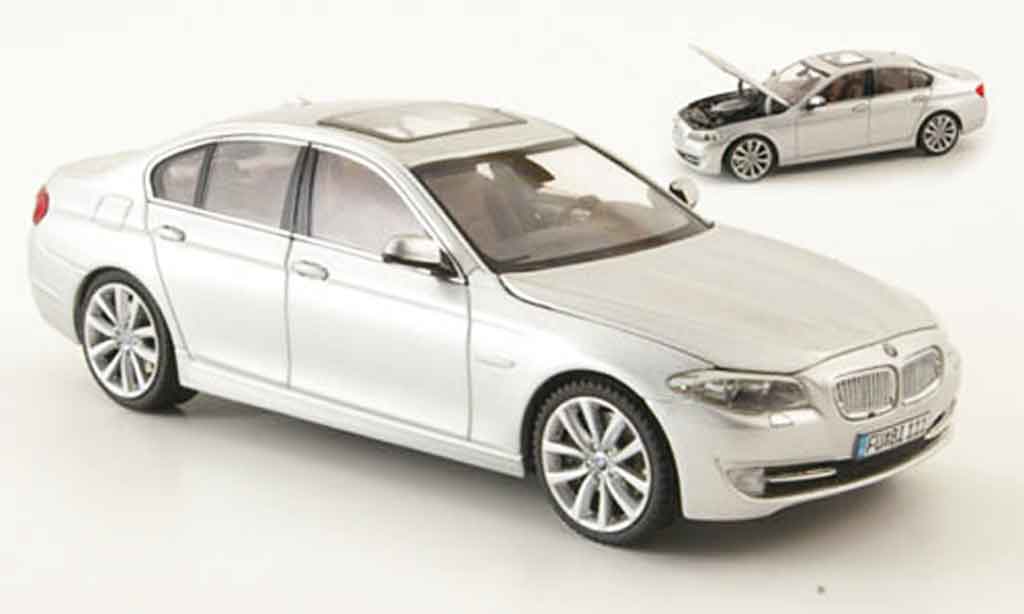 Bmw 523 F10 1/43 Schuco F10 i Limousine grigio metallisee 2010 modellino in miniatura