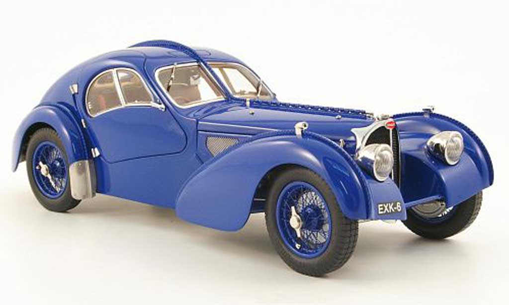 Bugatti 57 SC 1/18 CMC SC atlantic coupe blu 1938 modellino in miniatura