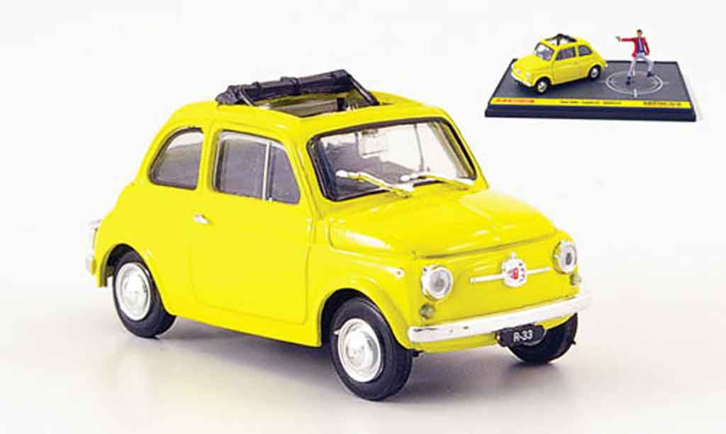 Fiat 500 1/43 Brumm giallo avec Figur Lupin the 3rd Wanted modellino in miniatura