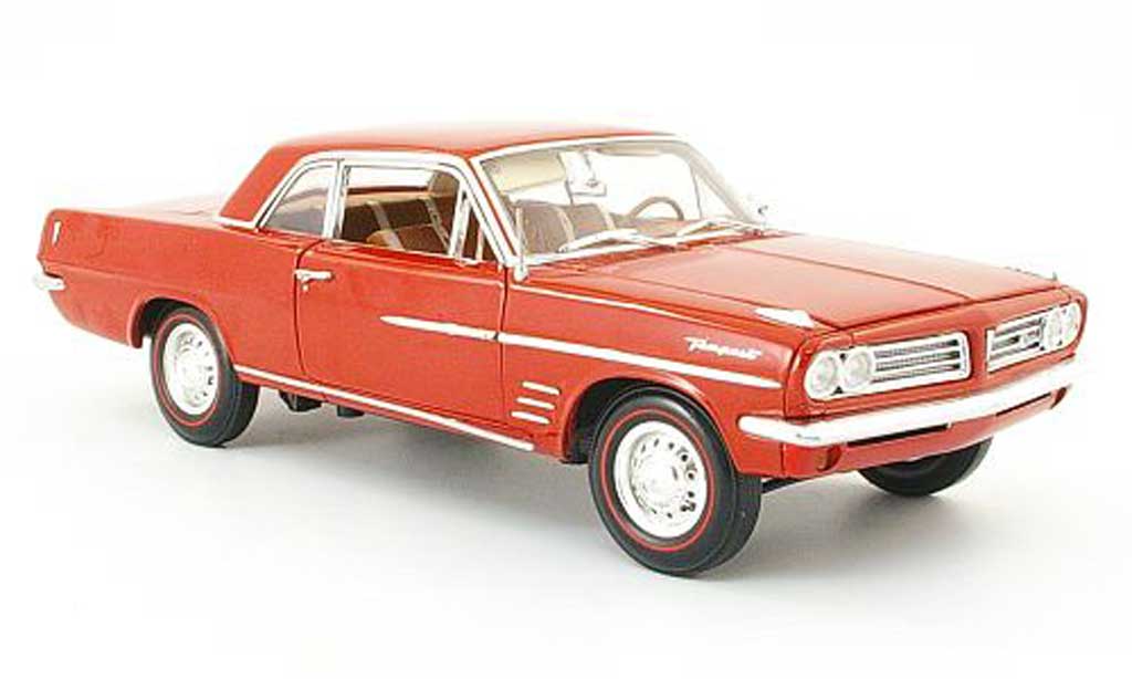 Pontiac Tempest 1/18 Highway 61 coupe rosso-marronee 1963 modellino in miniatura