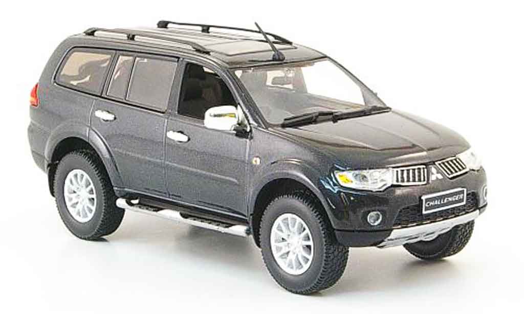Mitsubishi Challenger 1/43 Vitesse grigio modellino in miniatura