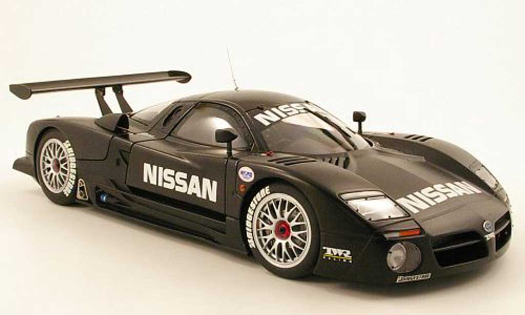 Nissan R390 1/18 Autoart gt1 test car 24h le mans 1997 modellino in miniatura