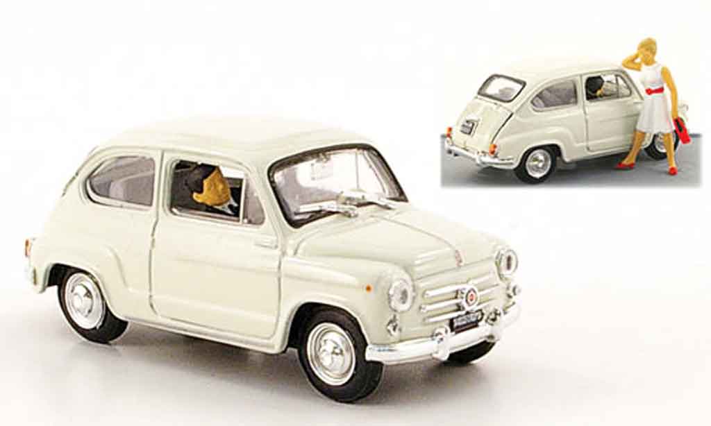Fiat 600 1/43 Brumm D grigio avec Figuren 1960 modellino in miniatura