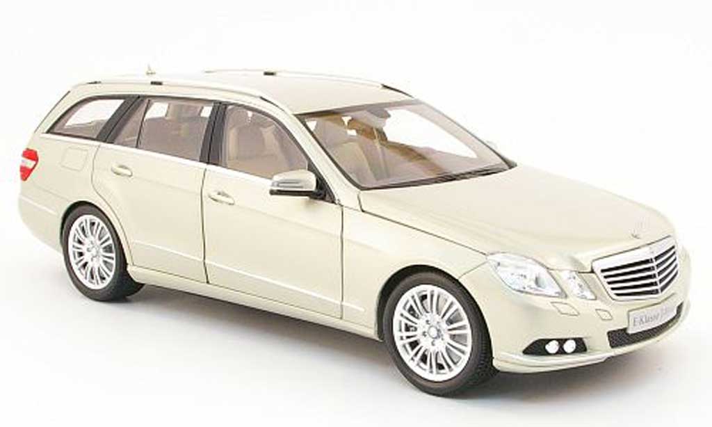 Mercedes Classe E 1/18 Minichamps t-modell (s212) beige 2009 modellino in miniatura