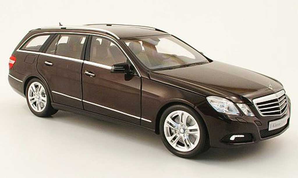 Mercedes Classe E 1/18 Minichamps t-modell (s212) marronee 2009 modellino in miniatura