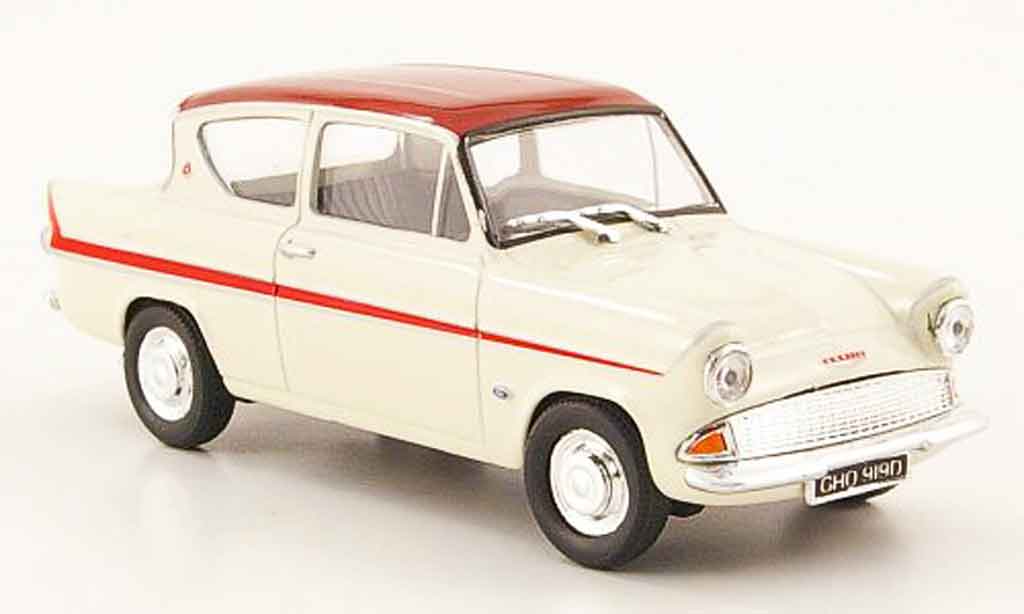 Ford Anglia 1/43 Cararama MkI 105E bianco rosso modellino in miniatura