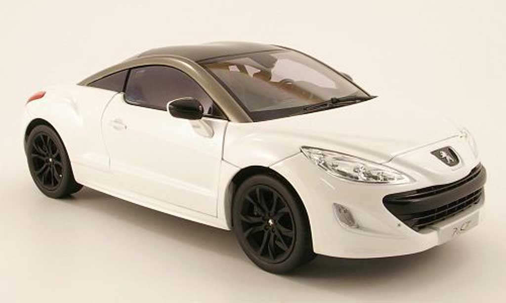 Peugeot RCZ 1/18 Norev bianco 2010 modellino in miniatura
