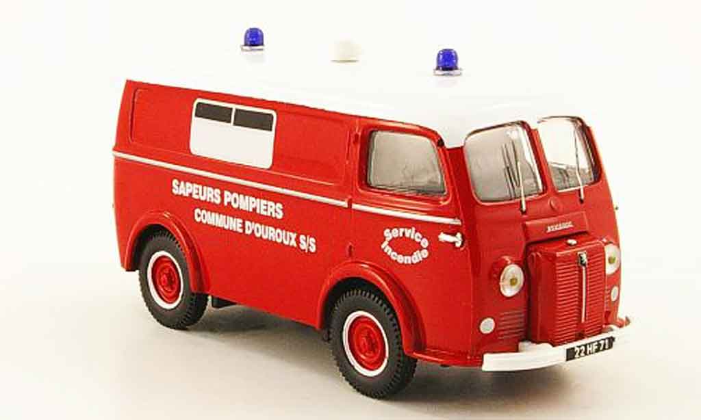Peugeot D3A 1/43 Heritage ambulance pompiers commune d'ouroux ktw modellino in miniatura