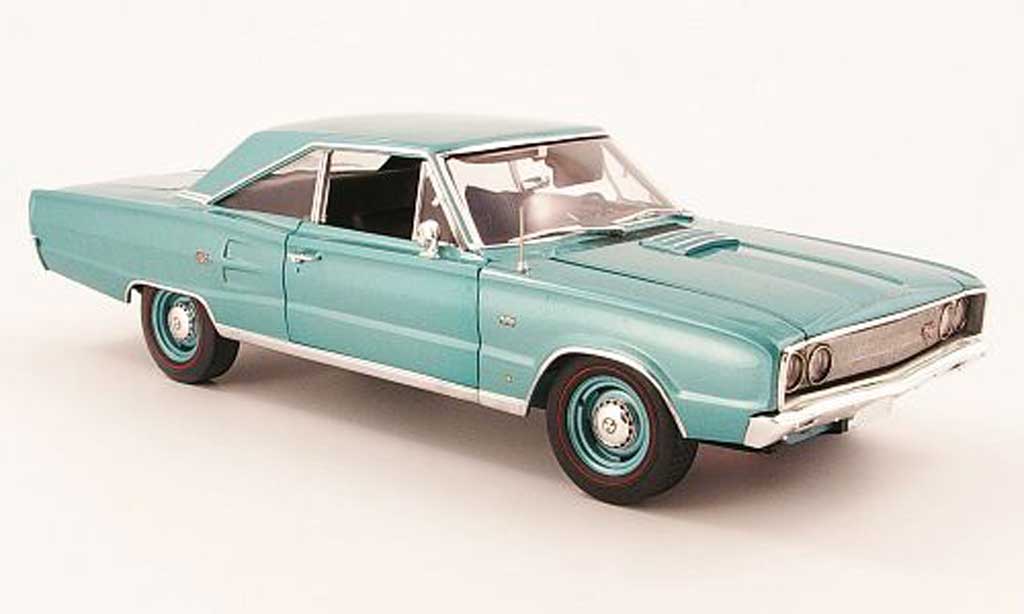 Dodge Coronet 1967 1/18 Highway 61 1967 r/t 426 grun modellino in miniatura