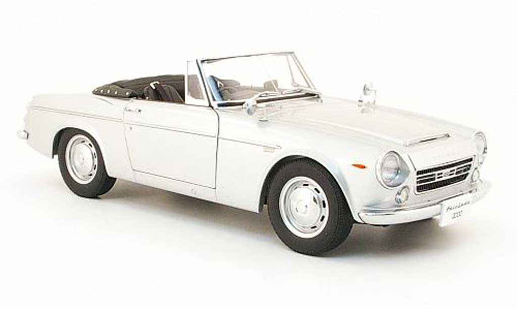 Datsun Fairlady 1/18 Autoart 2000 (sr311) grigio modellino in miniatura