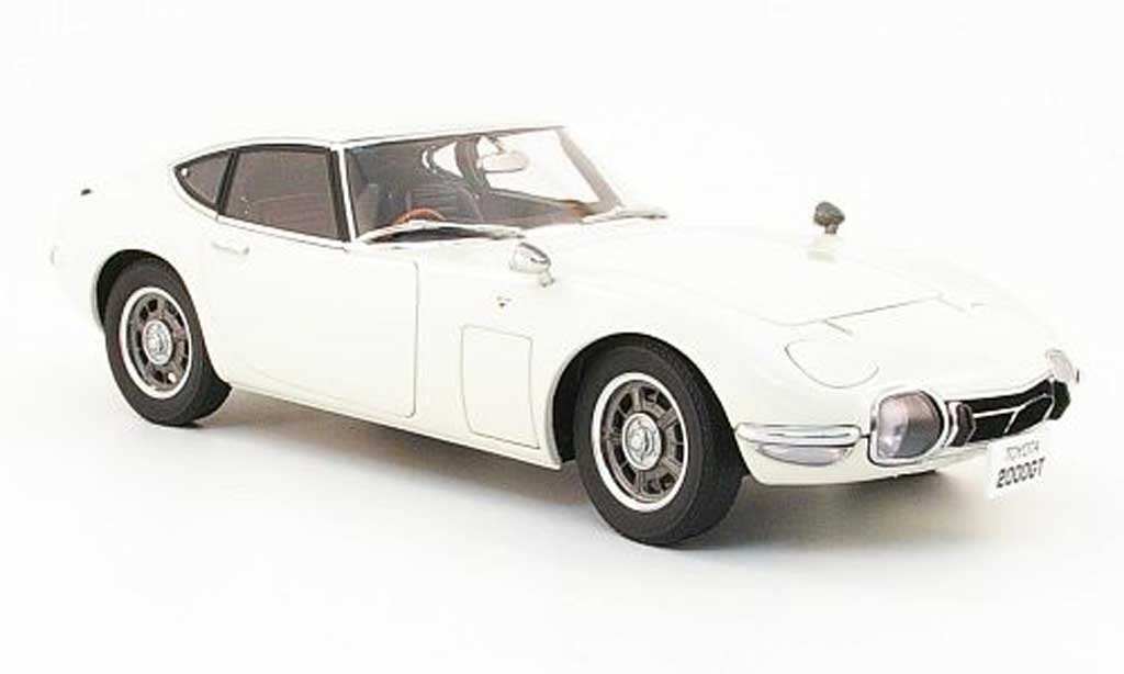 Toyota 2000 GT 1967 1/18 Autoart 1967 coupe bianco modellino in miniatura