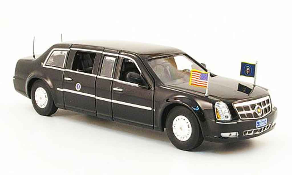 Cadillac DTS 1/43 Luxury Die Cast Presidential Limousine nero 2009 modellino in miniatura