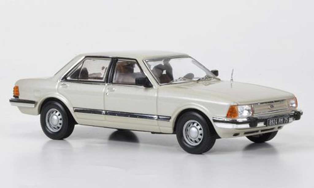 Ford Granada 1/43 IXO MKII beige 1982 modellino in miniatura