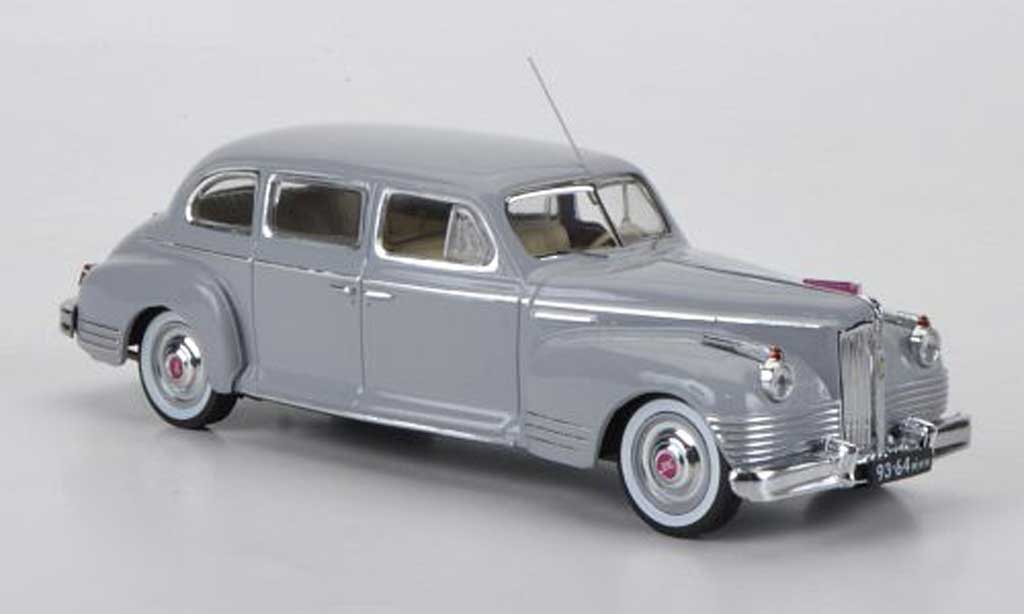 Zis 110 1/43 IST Models grigio 1947 modellino in miniatura