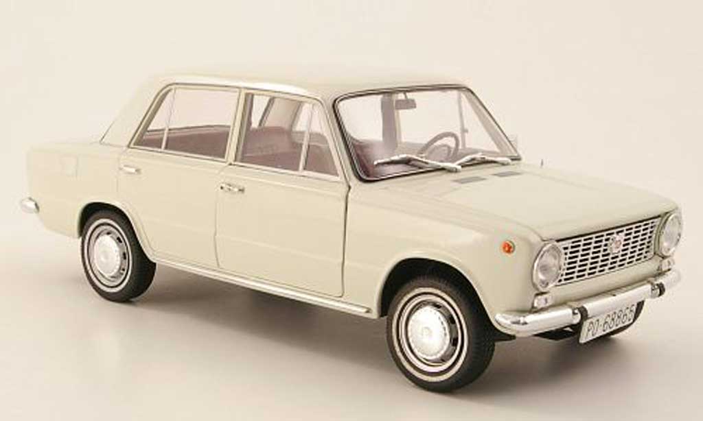 Seat 124 1/18 IST Models bianco 1969 modellino in miniatura