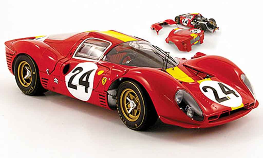 Modellino in miniatura Ferrari 330 P4 1/18 Jouef P4 rosso