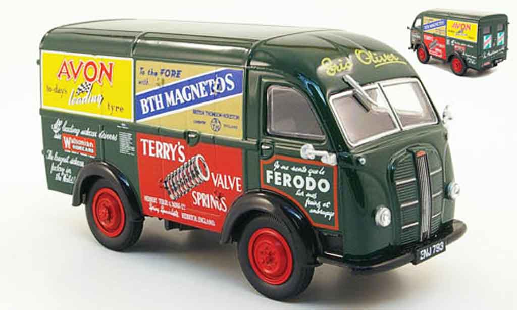 Austin K8 1/43 Oxford van Eric Oliver Racing Team modellino in miniatura