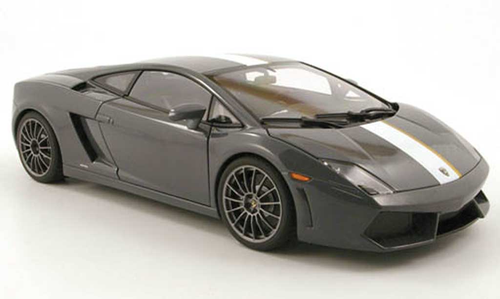 Lamborghini Gallardo LP550-2 1/18 Autoart LP550-2 balboni grigio 2009 modellino in miniatura