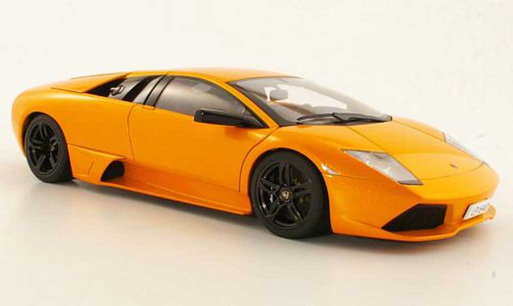 Lamborghini Murcielago LP640 1/18 Autoart LP640 orange 2006 modellino in miniatura