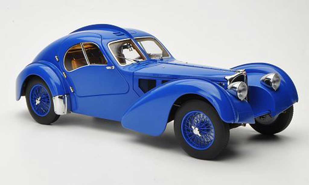 Bugatti 57 S 1/18 Autoart S Atlantic blu 1938 modellino in miniatura