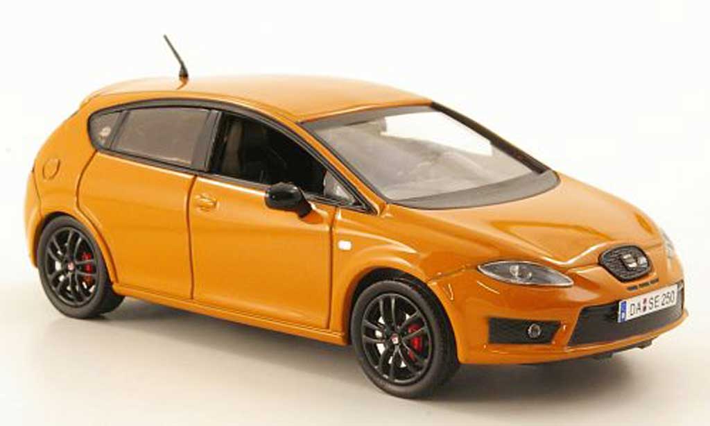 Seat Leon Cupra 1/43 Hachette Cupra R orange modellino in miniatura