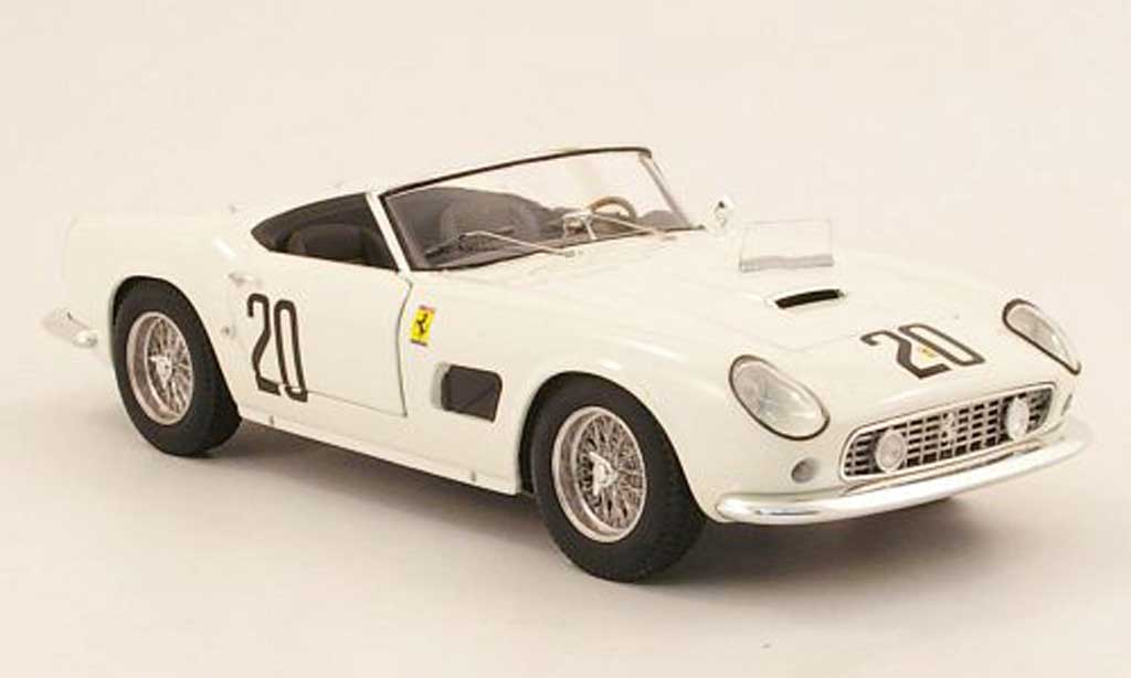 Ferrari 250 GT California 1/18 Hot Wheels Elite GT California swb no20 nart 24h le mans 1969 sturgis / schlesser modellino in miniatura