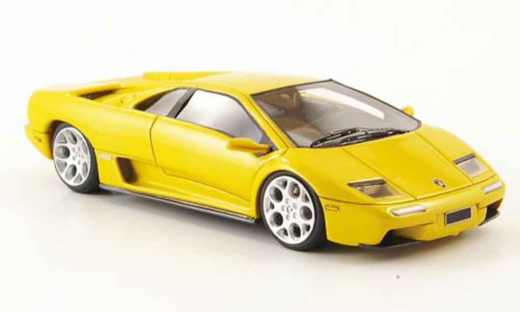 Lamborghini Diablo 6.0 1/43 Look Smart 6.0 giallo 2001 modellino in miniatura