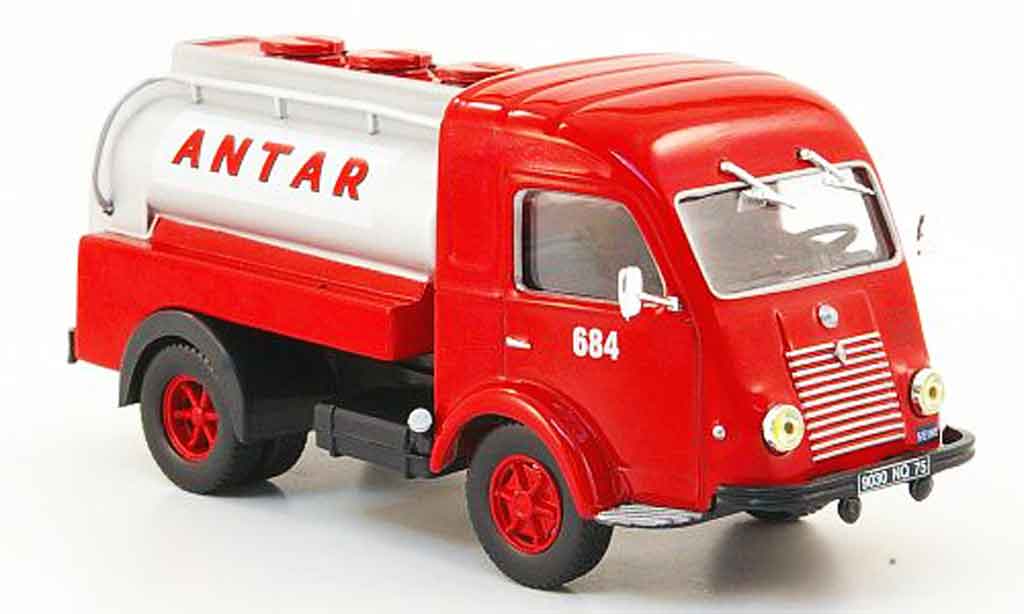 Renault Galion 1/43 IXO antar modellino in miniatura