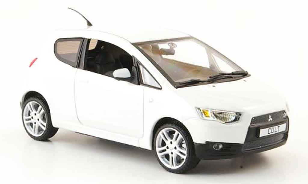 Mitsubishi Colt 1/43 Vitesse (Z30) bianco 3 Turer modellino in miniatura