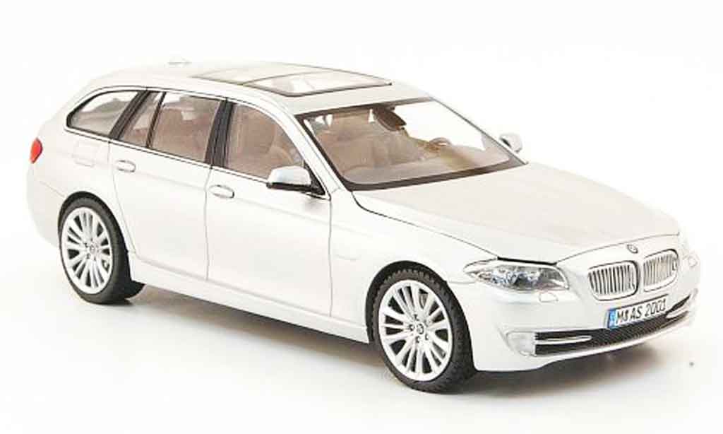 Bmw 550 F11 1/43 Schuco F11 Touring grigio metallisee 2010 modellino in miniatura