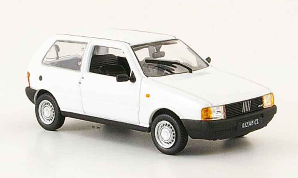 Fiat Uno 1/43 Norev bianco 1983 modellino in miniatura