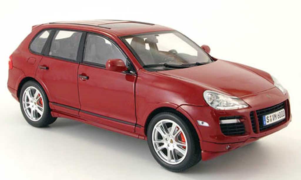 Porsche Cayenne GTS 1/18 Norev GTS i rosso 2007-2010 modellino in miniatura